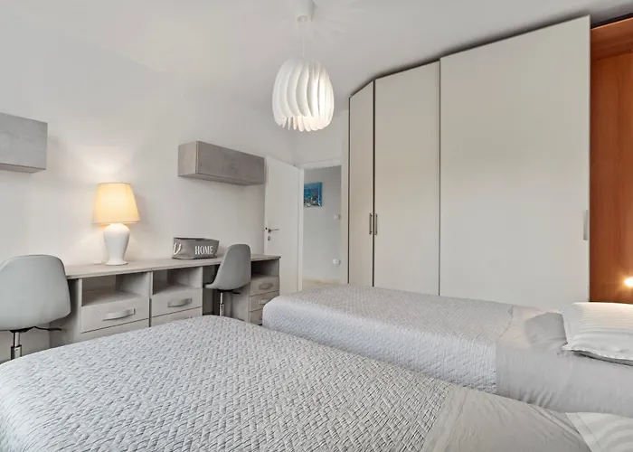 Nat Apartments
